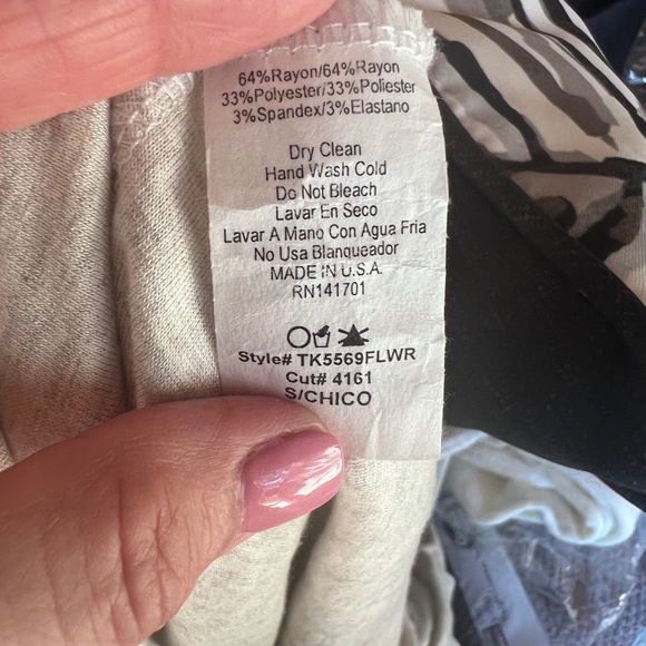 143 story long sleeve floral design size S w019 - Picture 5 of 5